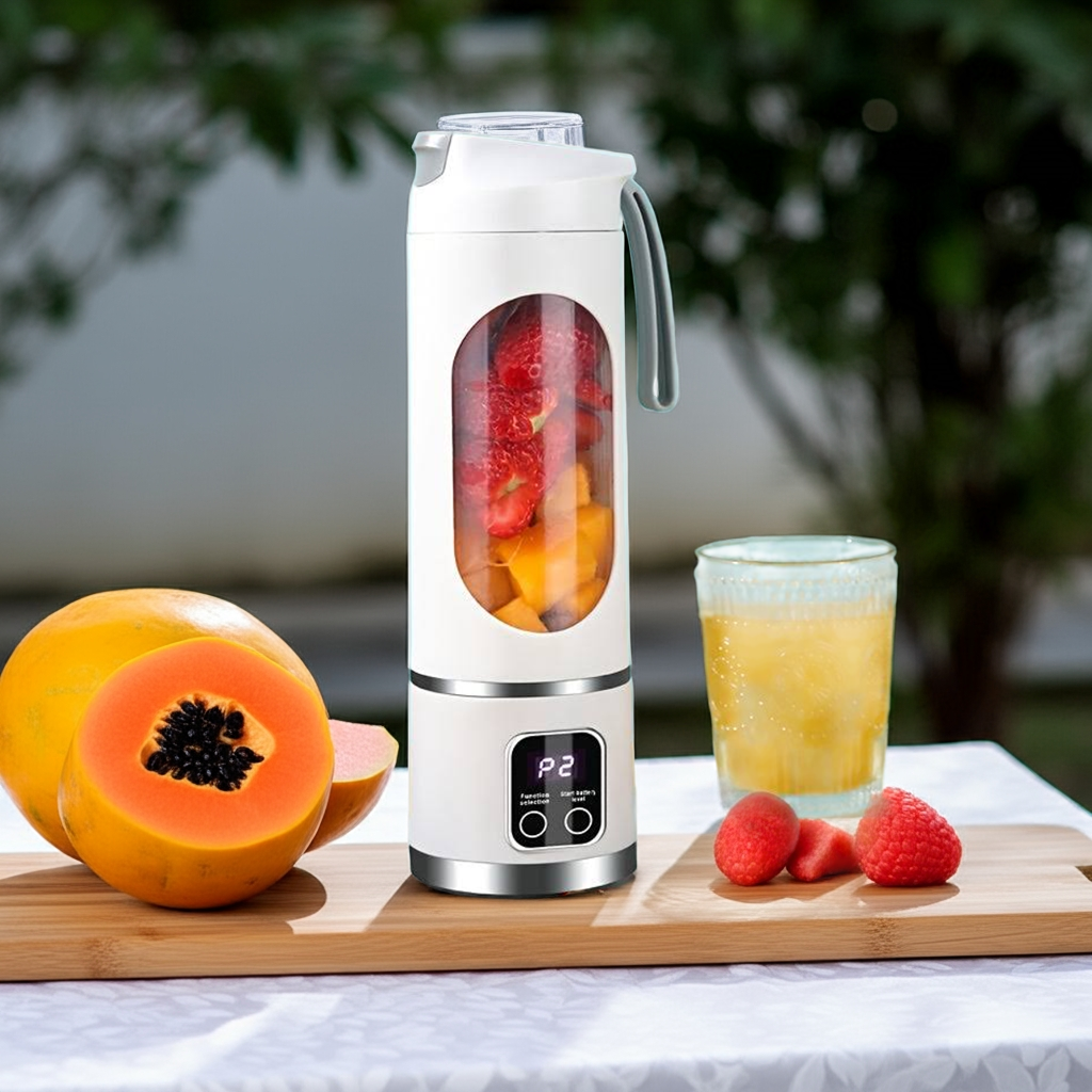 Juicer Maker Portable 15.oz USB 12 Blender